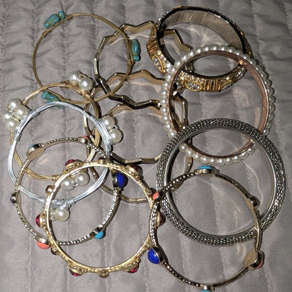 Bangle Bracelet Lot 5307 - Picture 1 of 5